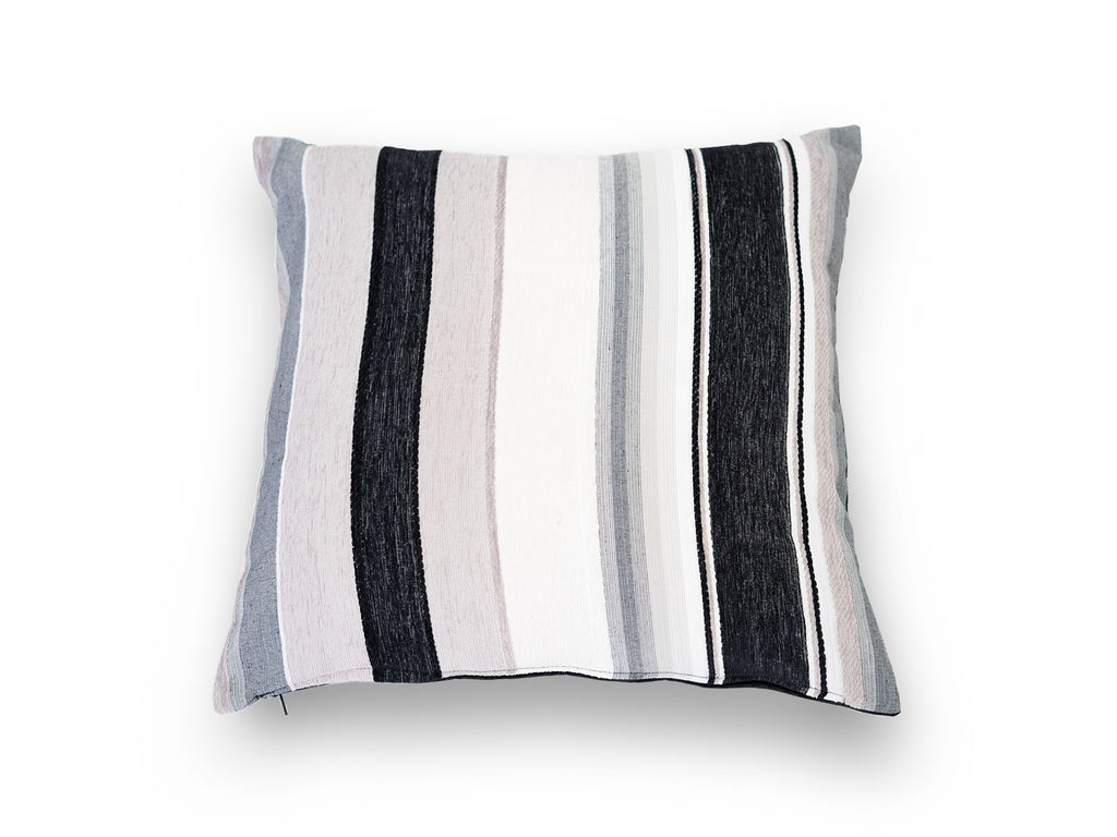 COJÍN NEGRO RAYADO DE CHENILLE
