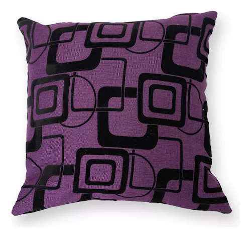 COJÍN MORADO CON CUADROS NEGROS